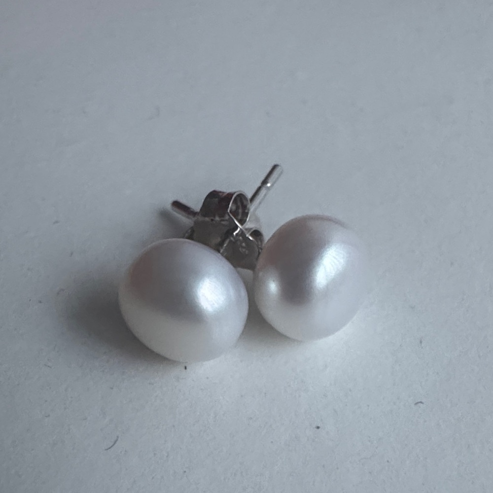 Elegant White Pearl Stud Earrings